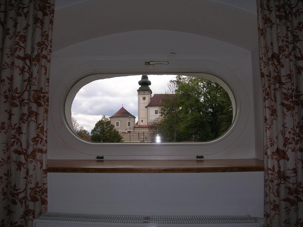 Schlossbrauerei Weinberg - Erste Ooe. Gasthausbrauerei Kefermarkt Room photo
